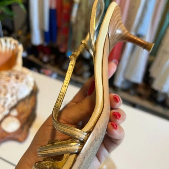 Salvatore Ferragamo Sandal Leather Sing-back - Picture 8 of 10